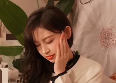 MSD117 Cho em gái uống thuốc mê để chịch em